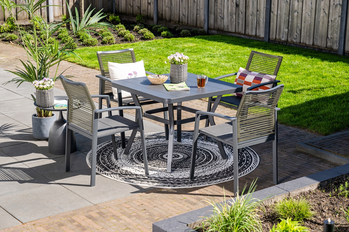 5-delige tuinset - 4 Cosmo natural stoelen - Douglas tuintafel - Garden Impressions